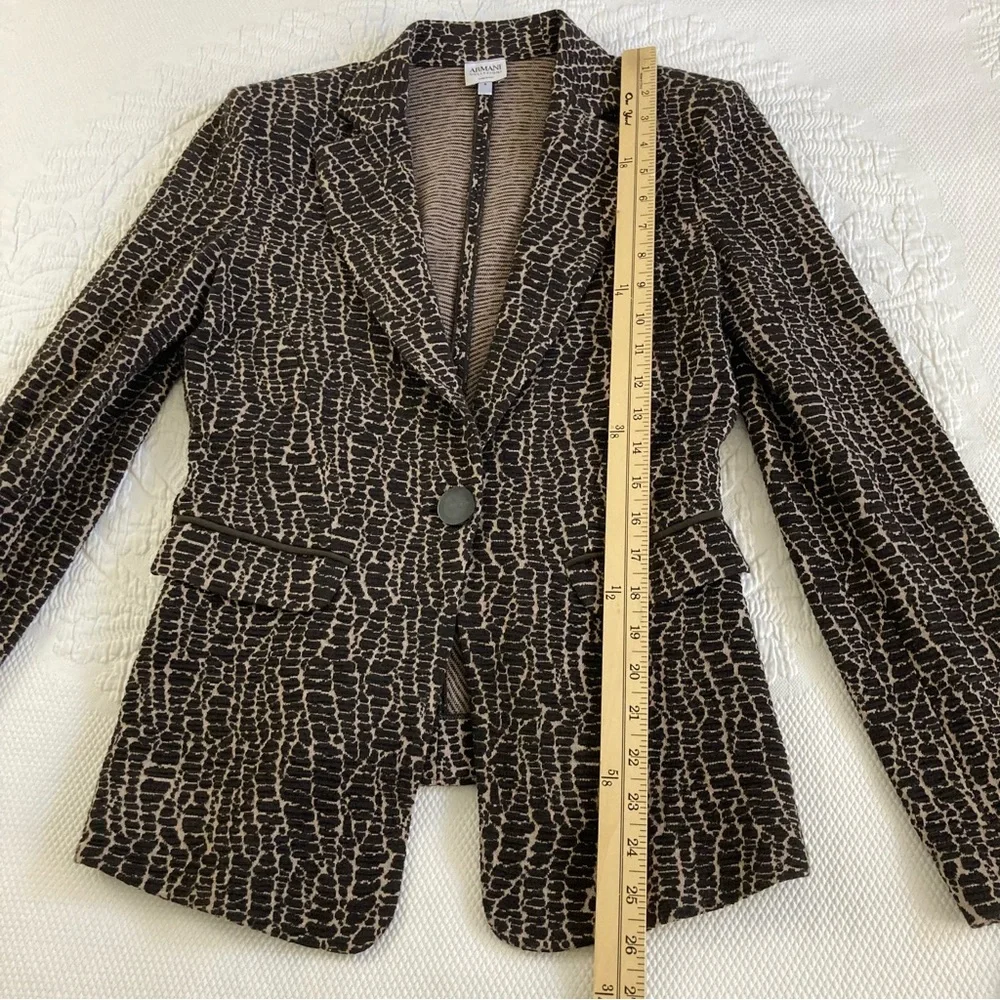 Armani Collezioni animal print one button blazer stretch knit fabric fitted 6